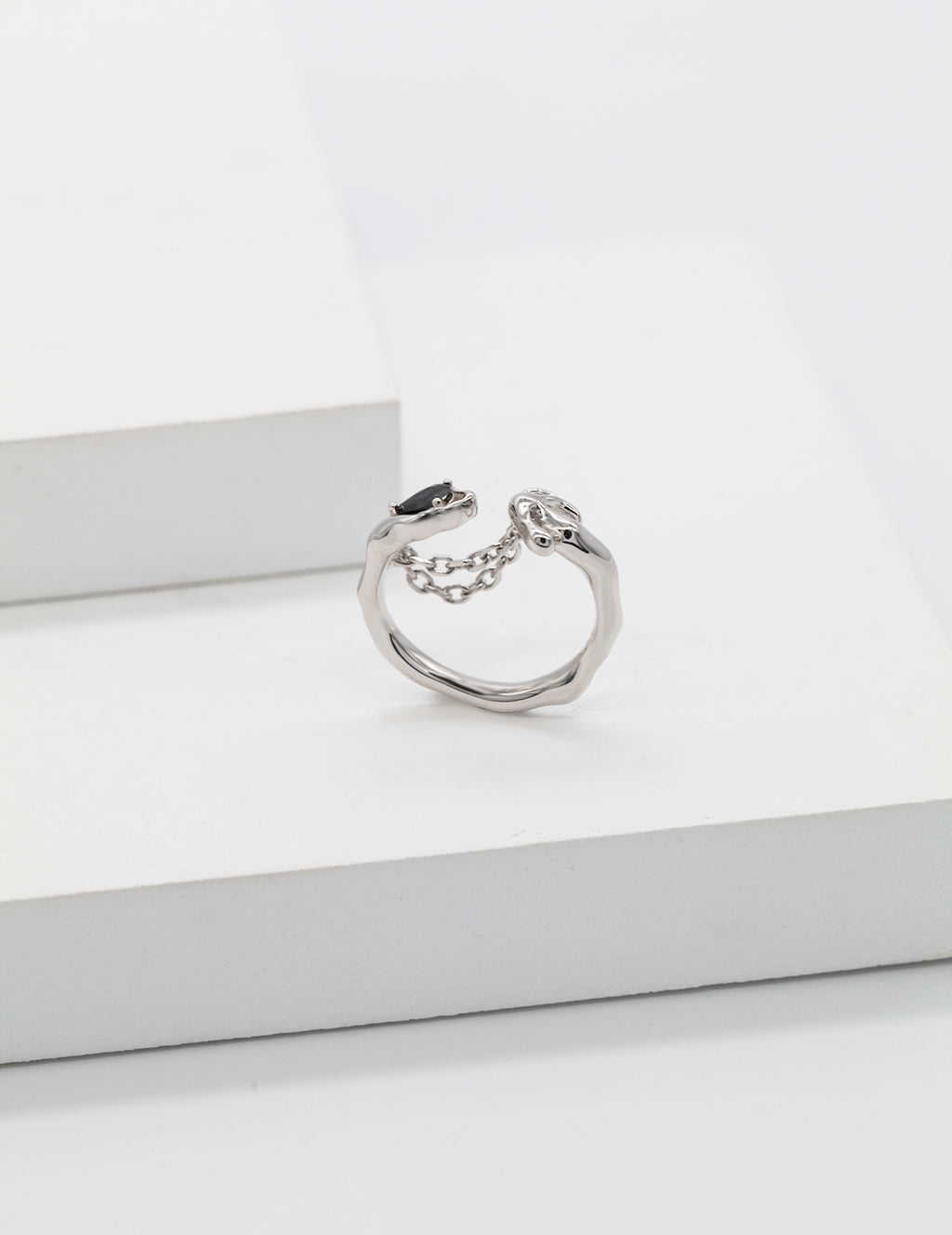 S925 Chain Ring with black stone